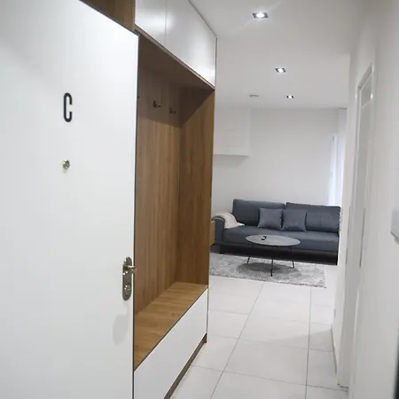 Jam Apartment