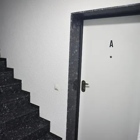 Jam Apartment *
